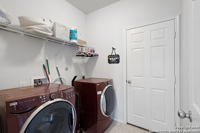 Image 8 of 14 For 173 Texas Thistle