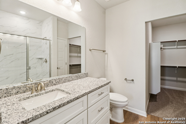 Listing photo id 14 for 7158 Magnolia Creek