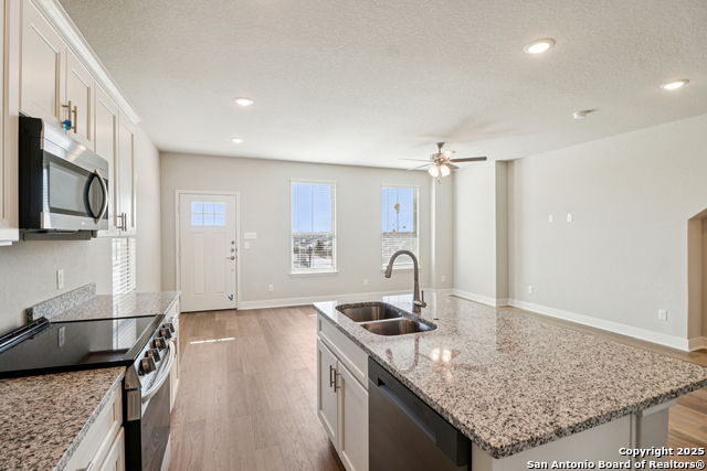 Listing photo id 26 for 7158 Magnolia Creek