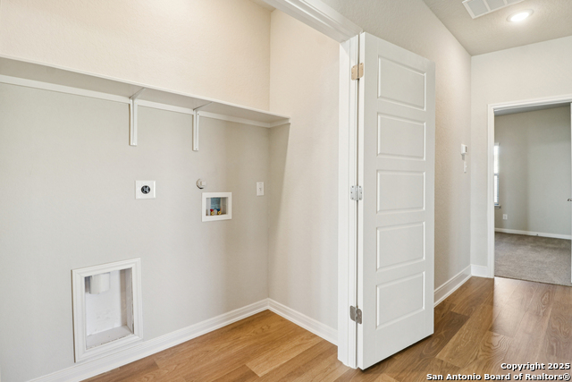 Listing photo id 37 for 7158 Magnolia Creek