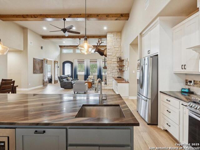 Image 19 of 66 For 256 Park Road