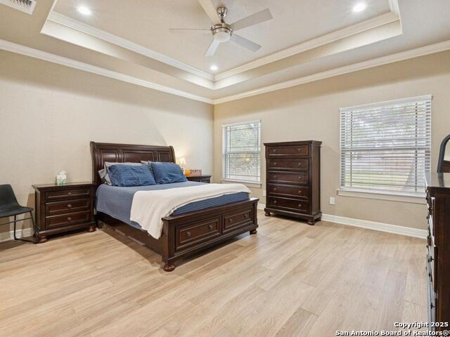 Image 21 of 66 For 256 Park Road