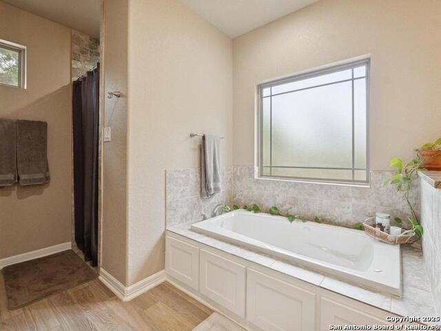 Image 27 of 66 For 256 Park Road