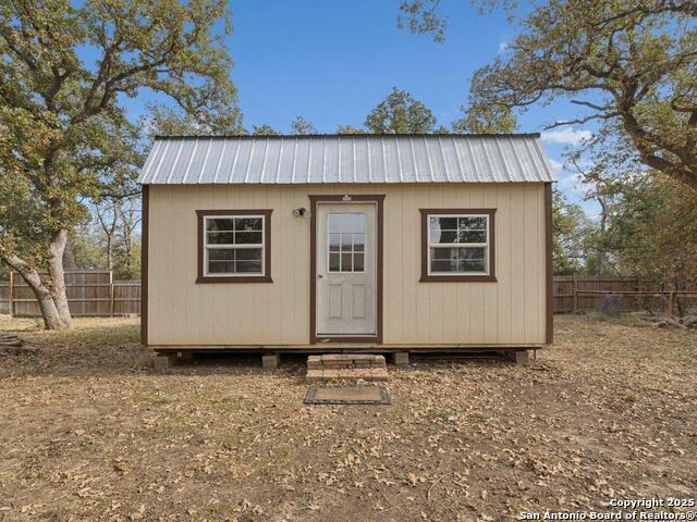 Image 37 of 66 For 256 Park Road