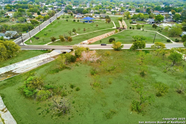 Image 14 of 17 For 2426 Betty Jean