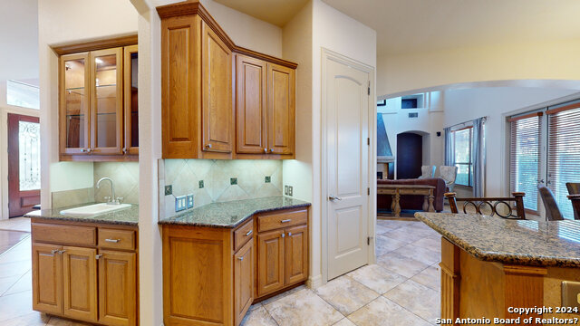 Listing photo id 18 for 2011 My Anns Hill