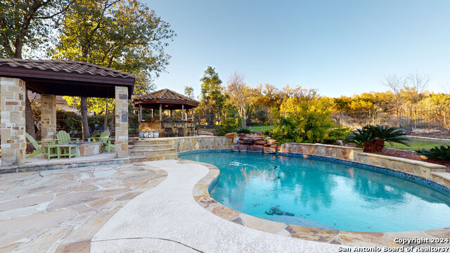 Listing photo id 44 for 2011 My Anns Hill