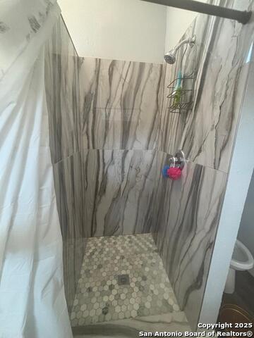 Image 7 of 13 For 8043 Dove Trail