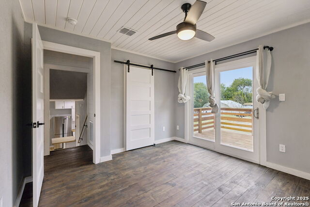 Image 11 of 30 For 2902 Katy St