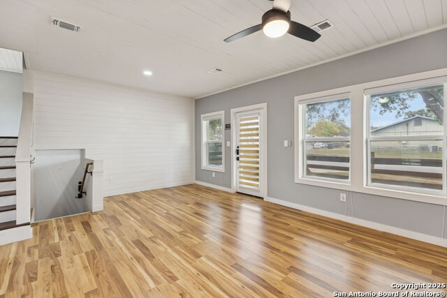 Image 8 of 30 For 2902 Katy St