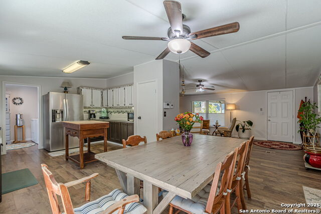 Image 16 of 35 For 384 Placid Cove