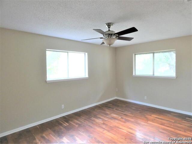 Image 11 of 16 For 210 Loma Linda