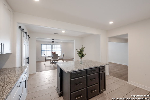 Image 18 of 31 For 2231 Waverly Ave