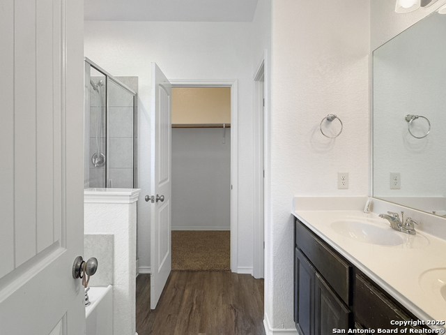 Image 12 of 39 For 2814 High Castle