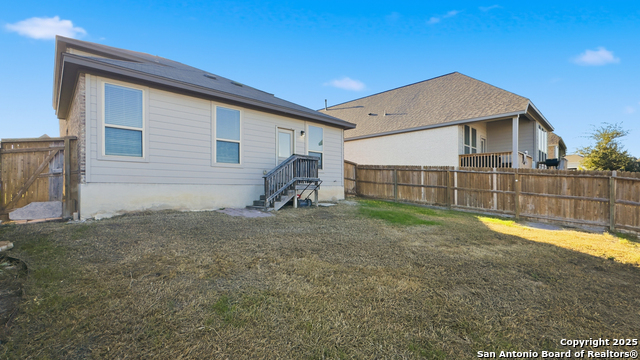 Image 29 of 39 For 2814 High Castle