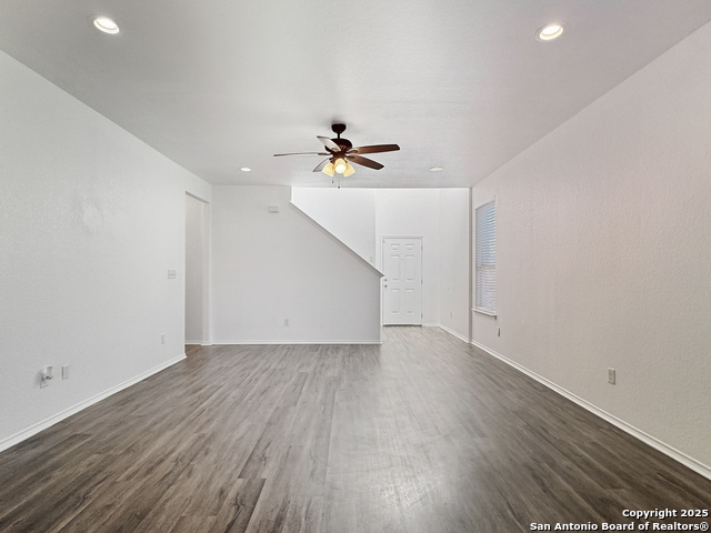 Image 9 of 39 For 2814 High Castle