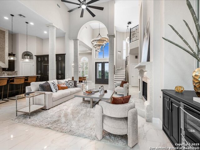 Image 12 of 47 For 3 Benchwood  