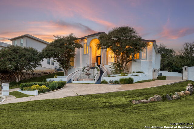 Image 2 of 47 For 3 Benchwood  