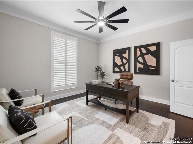 Image 20 of 47 For 3 Benchwood  