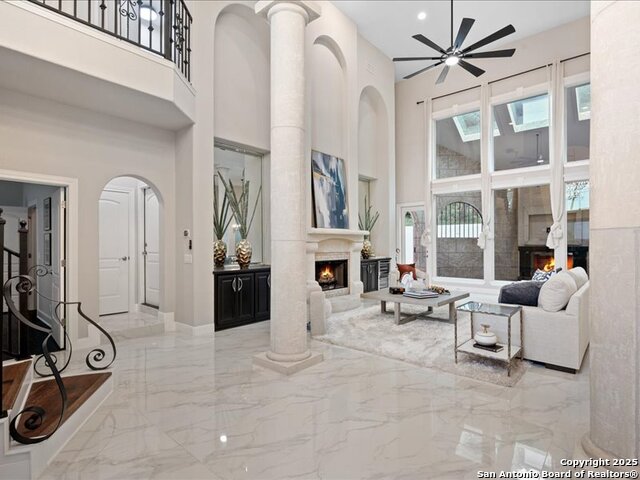 Image 8 of 47 For 3 Benchwood  