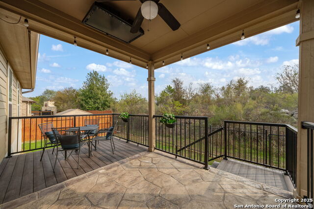 Listing photo id 26 for 5632 Carriage Falls