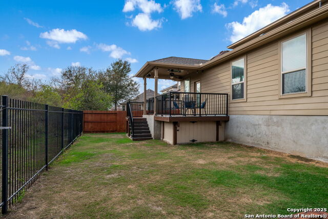 Listing photo id 27 for 5632 Carriage Falls