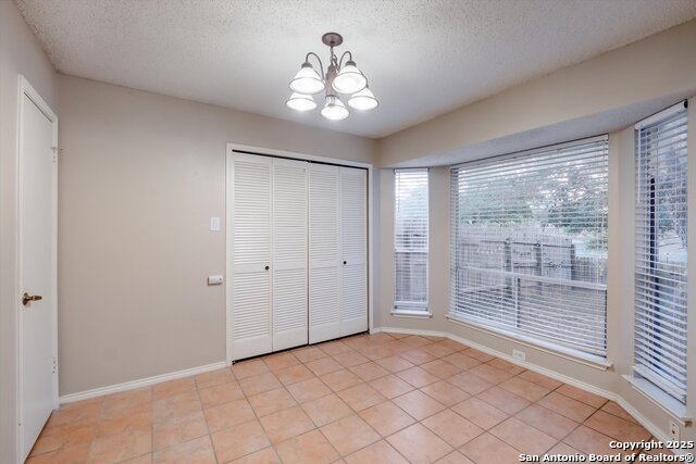 Image 13 of 33 For 10702 Lake Path