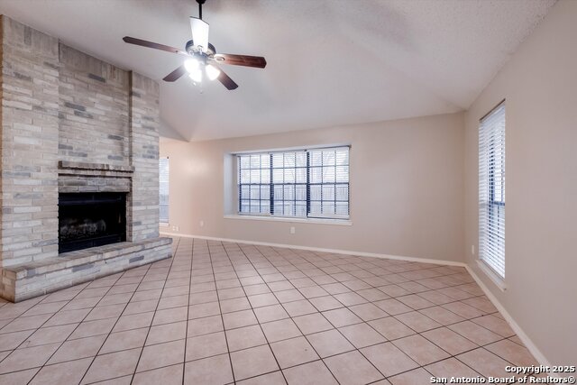 Image 7 of 33 For 10702 Lake Path