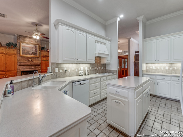 Image 6 of 27 For 8745 Phoenix Ave