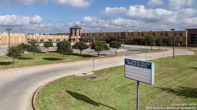 Image 19 of 29 For 9303 Pioneer Junction