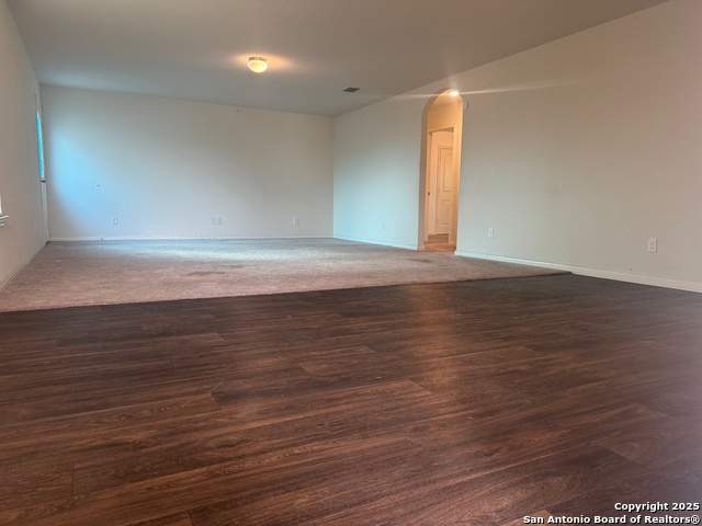 Image 4 of 12 For 2927 Emery