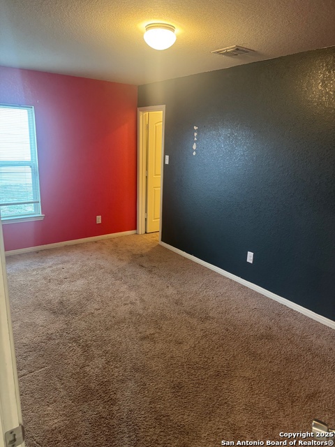 Image 5 of 12 For 2927 Emery