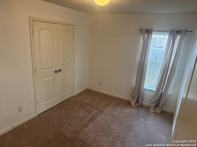 Image 7 of 12 For 2927 Emery