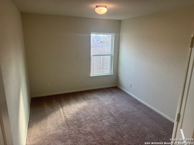 Image 8 of 12 For 2927 Emery