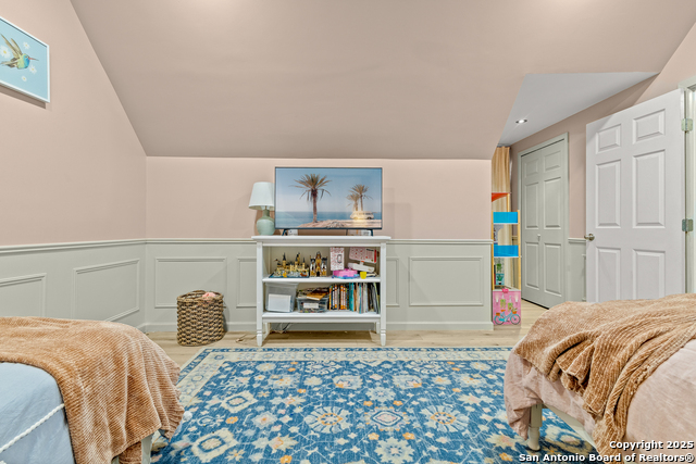 Image 18 of 26 For 3319 Shady Springs