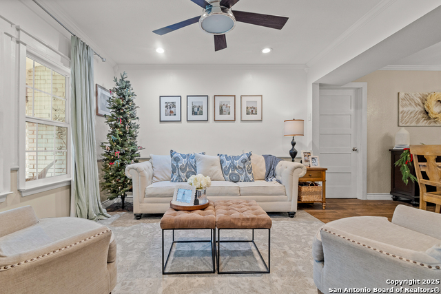 Image 5 of 26 For 3319 Shady Springs