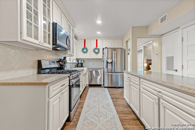 Image 9 of 26 For 3319 Shady Springs