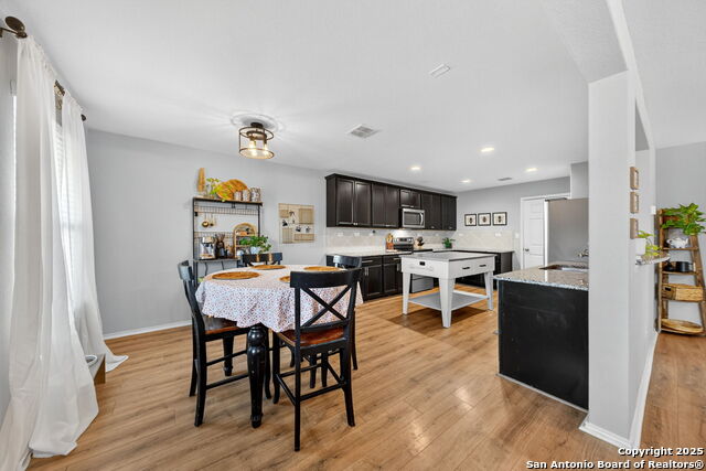 Image 17 of 35 For 12037 Silver Light