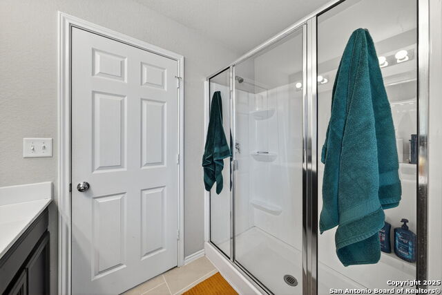 Image 22 of 35 For 12037 Silver Light