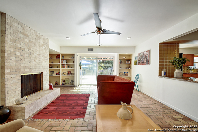 Image 6 of 40 For 2702 Marlborough