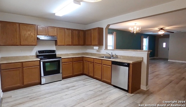 Image 7 of 23 For 11827 Ranchwell Cove