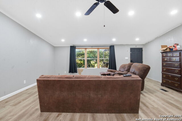 Image 13 of 21 For 185 Canyon Bend