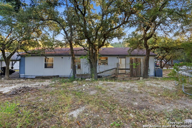 Image 18 of 21 For 185 Canyon Bend