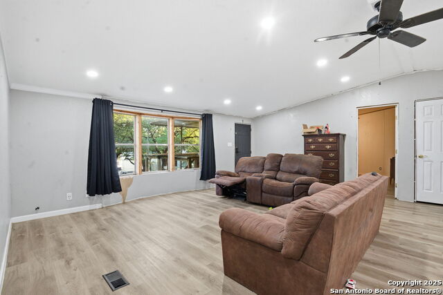 Image 5 of 21 For 185 Canyon Bend