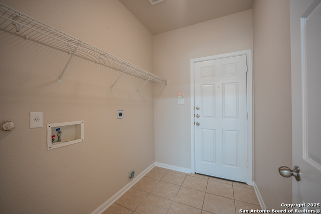 Image 24 of 47 For 131 Impala