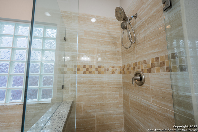 Image 32 of 47 For 131 Impala