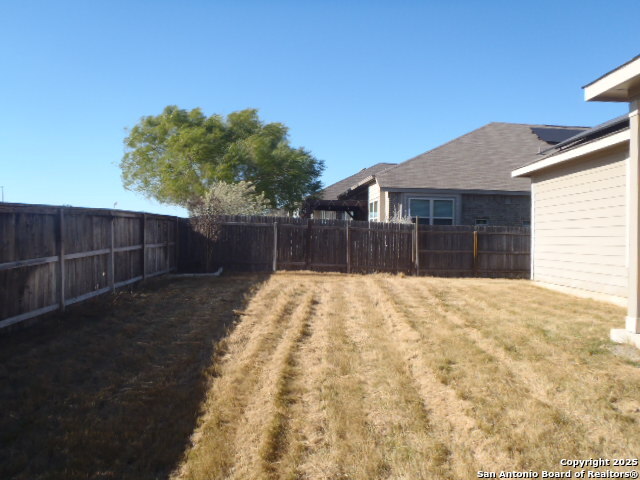 Image 10 of 37 For 2042 Carter Ln