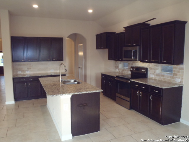 Image 13 of 37 For 2042 Carter Ln