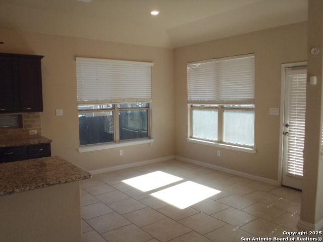 Image 18 of 37 For 2042 Carter Ln