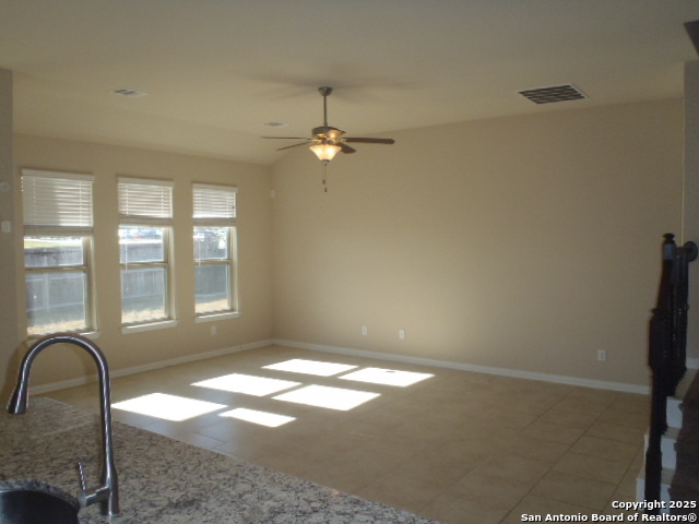 Image 19 of 37 For 2042 Carter Ln